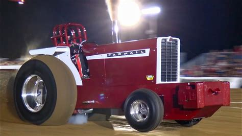 Pro Pulling League Pro Stock Tractors Pulling On Saturday Night Of The Scheid Diesel