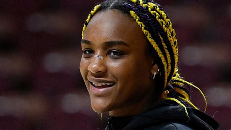 UConn star Aaliyah Edwards announced she'll enter the WNBA draft ...