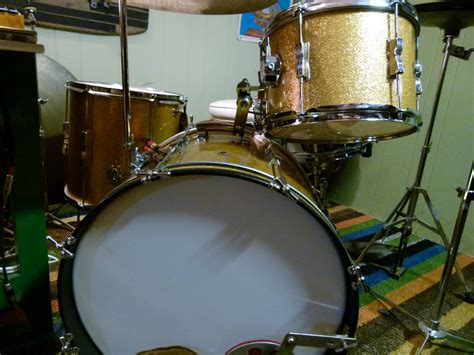 1965 Vintage Ludwig Club Date Gold Sparkle Drum Set For Sale