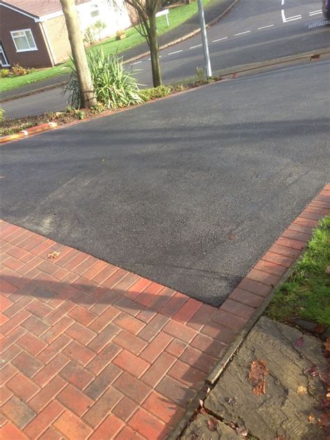 Tarmac Drive With Block Pave Edging Landscape Construction Block