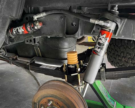 Fox Shock Kit 05 23 Toyota Tacoma Rear 2 5 Performance Elite Series