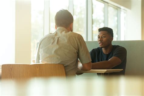 “como Você Está“ é A Frase Mais Inútil Dentro De Uma Conversa Aponta