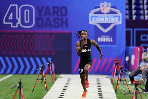 Who Ran The Fastest 40 Yard Dash In NFL Combine History Ranking Top 5