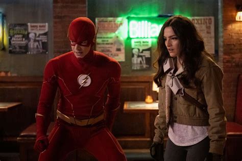 The Flash Foto do uniforme da última temporada é revelada Confira