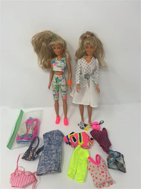 Maxie Doll Lot Vintage Hasbro Dolls Clothes Bags And More Etsy