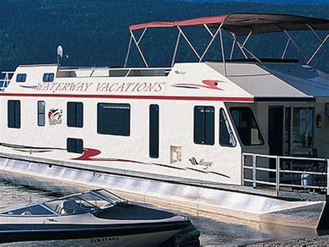 Lake Shuswap - Houseboats Rentals