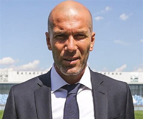 Zinedine Zidane Biography - Facts, Childhood, Family Life & Achievements