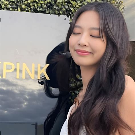 K Pop Jennie Kim Blackpink Blackpink Jennie Blackpink Jisoo Kim