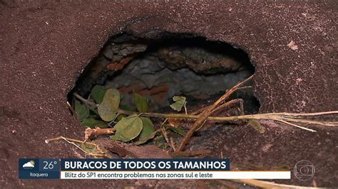 Motoristas reclamam de buracos nas zonas Sul e Leste de São Paulo São