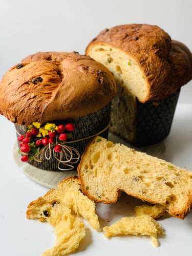 Traditional Panettone 800g Berguzar S Bakery