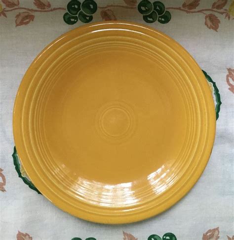 Vintage Genuine Fiesta Yellow Dinner Plate Homer Laughlin Fiestaware Ceramic Pottery