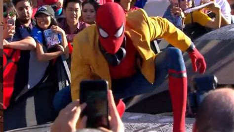 Tom Holland Se Vistió De Spider Man En El Estreno De Spiderman