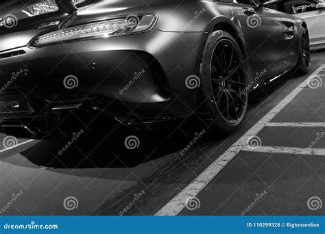 Mercedes Benz Amg Gtr 2018 V8 Bi Turbo Exterior Details Back View Car Exterior Details Black