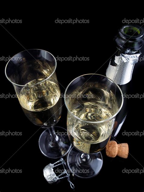 Champagne toast. — Stock Photo © efesama #13622591