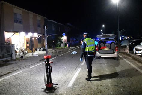 Violento Scontro Fra Auto E Scooter A Santo Stefano Foto Massimo Argnani