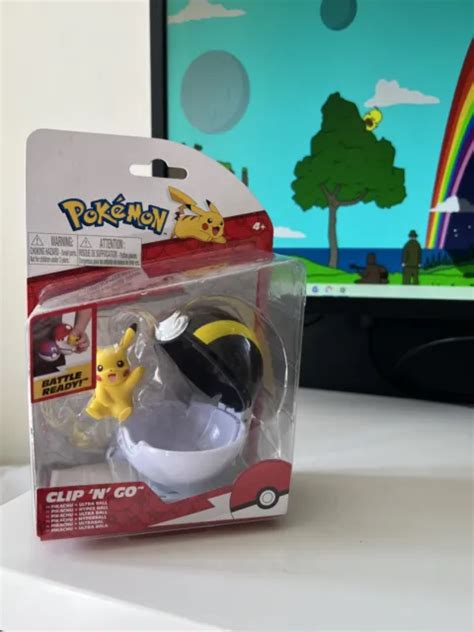 Jazwares Pokemon Pikachu Ultra Ball Clip N Go Ball Figure New In