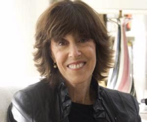 Nora Ephron Biography - Childhood, Life Achievements & Timeline