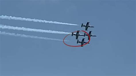 2 fighter jets clip wings during Fort Lauderdale Air Show in Florida ...