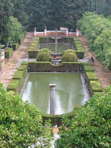 Alcazar of Seville Tourist Information, Facts & Location