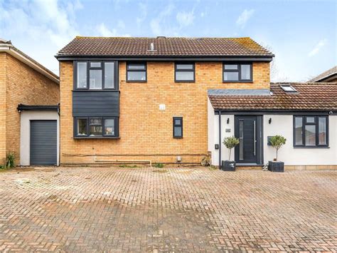 4 Bed Detached House For Sale In Tattershall Toothill Swindon