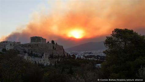 Grecia Ordena Evacuaciones Por Incendios Cerca De Atenas DW 12 08 2024