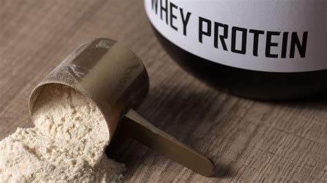 The Gymgoer's Guide to Whey Protein | BarBend