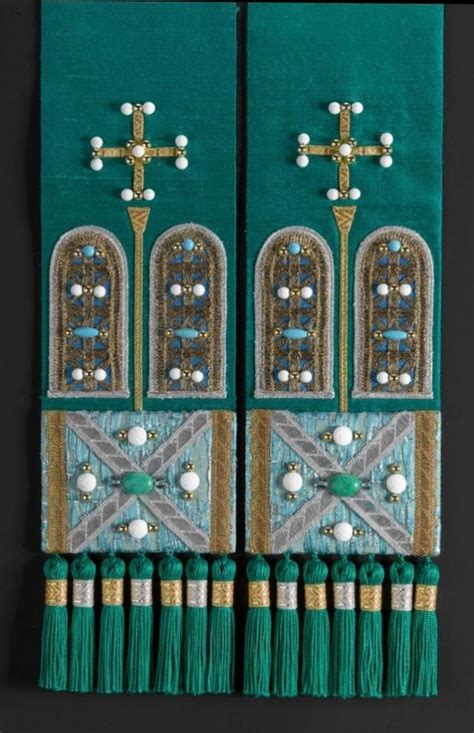 Pin di Анна Чайковская su церковное | Tessili