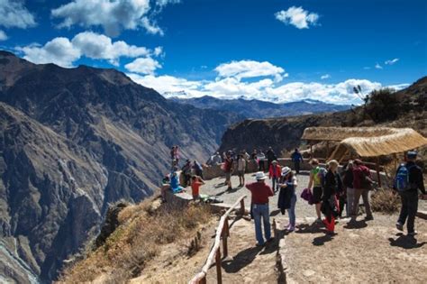 Qu Hacer Y C Mo Llegar Al Ca N Del Colca Desde Arequipa