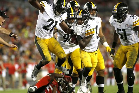 Report Card Grading The Steelers Narrow 30 27 Win Over Tampa Bay