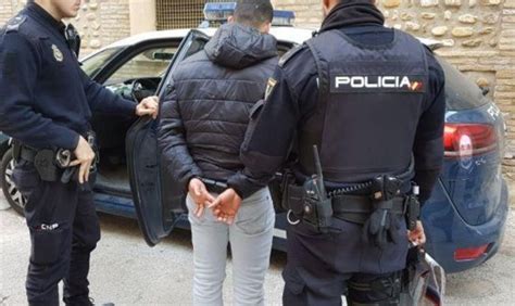 Siete detenidos en España por simular agresiones