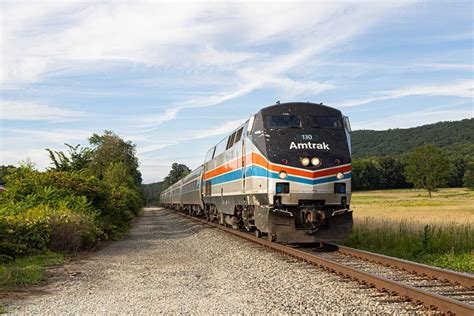 In Deerfield Amtrak Ge P Dc Leading Vermonter Trai Flickr