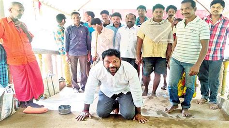 Ysrcp Leaders Led By T Balaraju Offer Prayers In Forest Temple For Ys