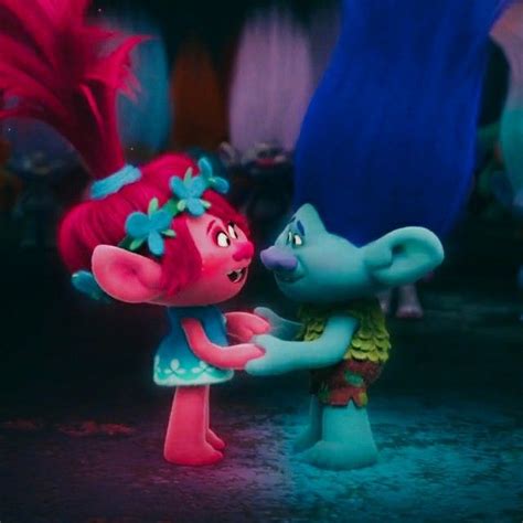 Trolls (2016) | Poppy and branch, Furry couple, Branch trolls