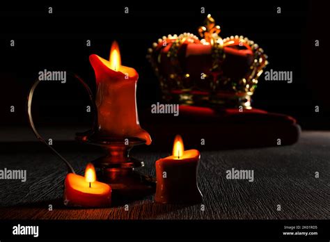 Queen or King crown on royal cushion. 3D Illustration Stock Photo - Alamy