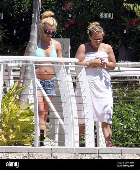 Exclusivo Britney Spears Pasa Un D A De Descanso De Su Recorrido Con