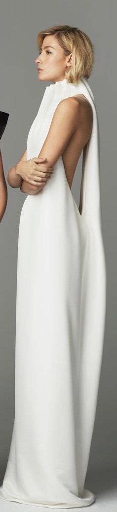 Pin By Van De Mono On C Est Chique Fashion Formal Dresses White Dress