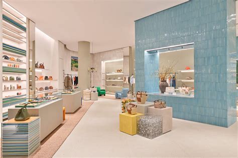 Loewe Opens A New Store In The Philippines — SSI Life