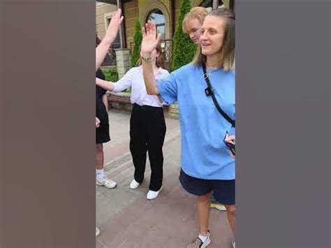 перевіряю вагу на вулиці - якщо ваги показують ту ж саму вагу даю гроші ...