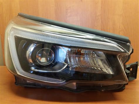 Subaru Forester V Lampa Prawa Full Led Za Z Z Bielsko Bia A