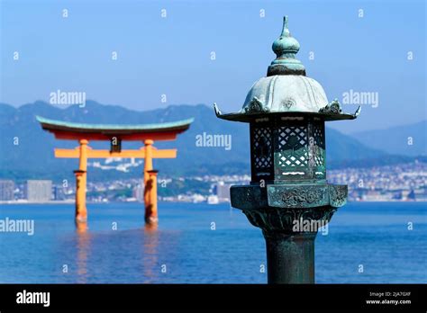 Japan Miyajima Hiroshima Itsukushima Shrine And Floating Torii Gate