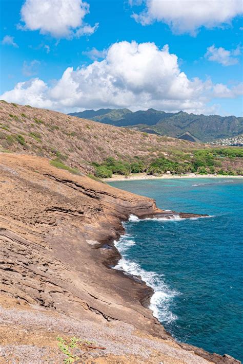 Hiking Hanauma Bay Ridge Trail on Oahu | The Golden Hour Adventurer