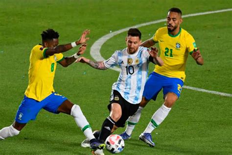 Messi Se Encuentra Enfocado En El Partido De Argentina Vs Brasil