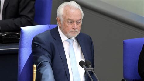 Wolfgang Kubicki legt Karl Lauterbach Rücktritt nahe WELT