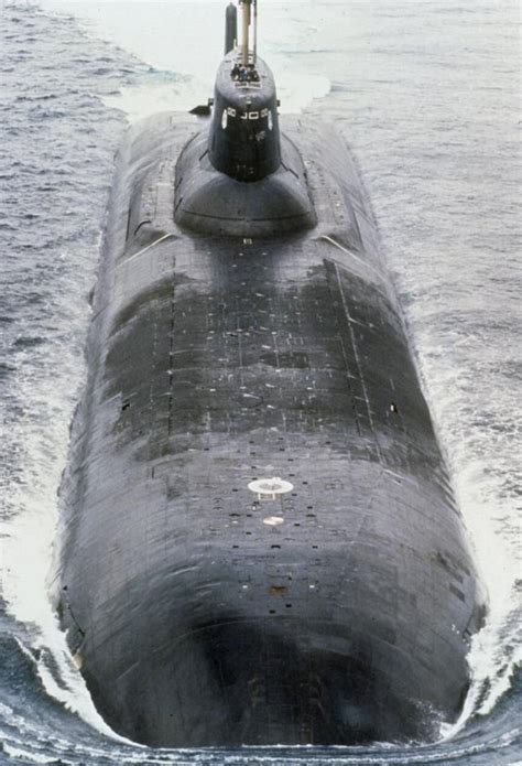 Sturgeon Class Attack Submarine Uss Pargo Ssn 650 Underway North Of