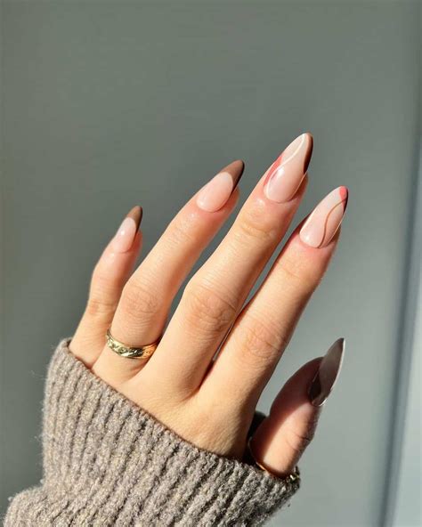 Trendy And Cute Fall Nail Designs And Fall Nail Colors To Upgrade