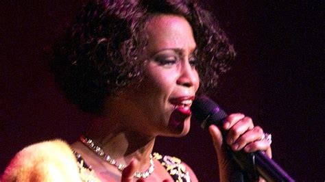 Whitney Houston broke records, battled drugs | Inquirer Entertainment