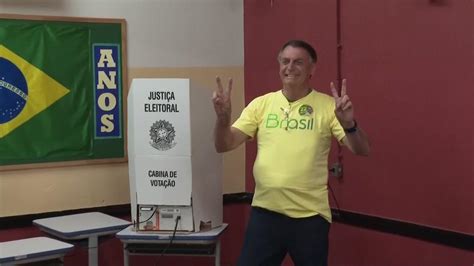 O Momento Em Que Bolsonaro Votou Para A Segunda Volta Das Elei Es No