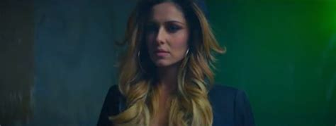 Cheryl Cole debuts Crazy Stupid Love video