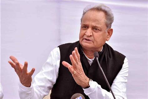 Ashok Gehlot Rajasthan Chief Minister Ashok Gehlot S Son Vaibhav Summoned By Enforcement