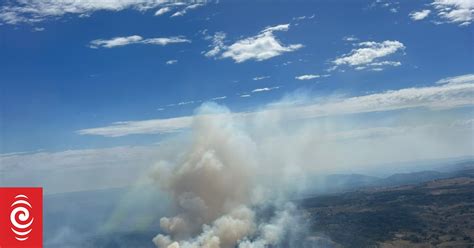 Dozens Of Bushfires Spread As Heat Grips Australia S East Rnz News